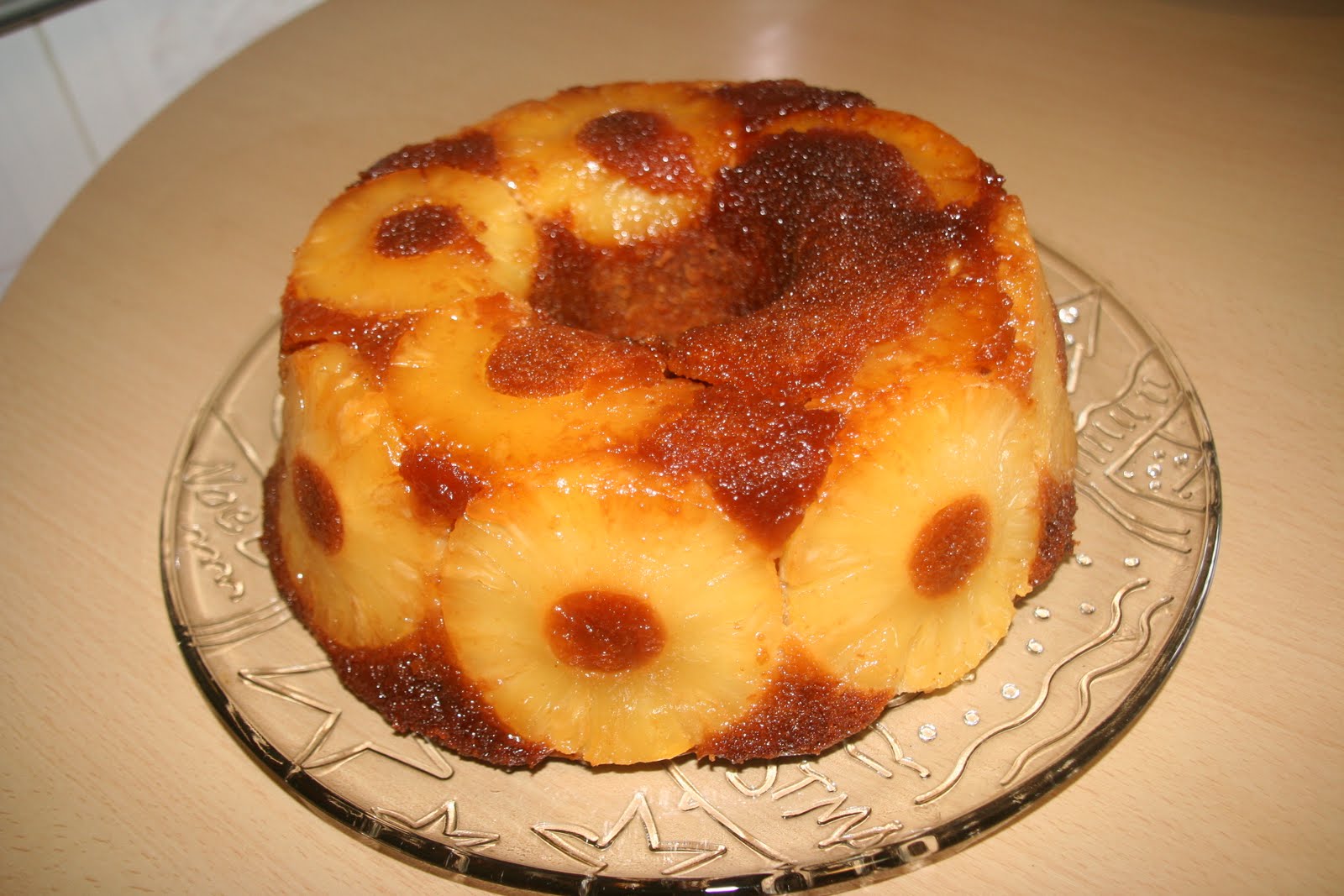 Bolo de ananás