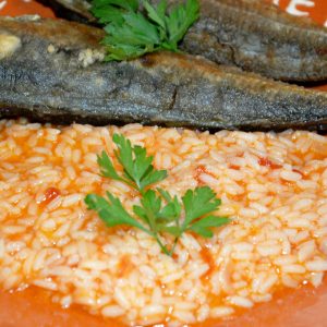 Carapaus com Arroz de Tomate Malandrinho