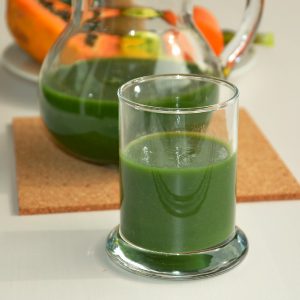 Sumo Detox Para o Fígado Com Spirulina