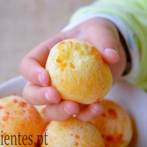 Pão de Queijo com Batata