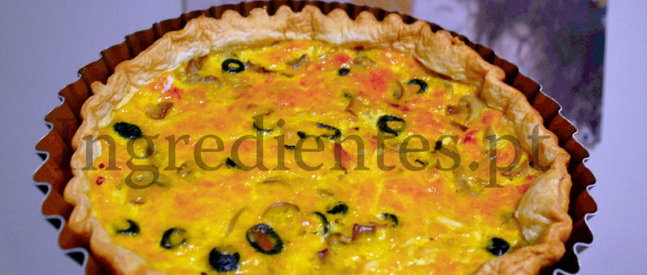 Tarte de Frango Assado com Azeitona e Cogumelos